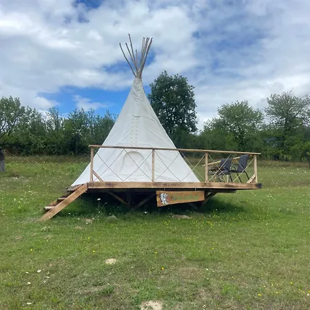 Langaland Glamping Luxury tent Susenii Birgaului